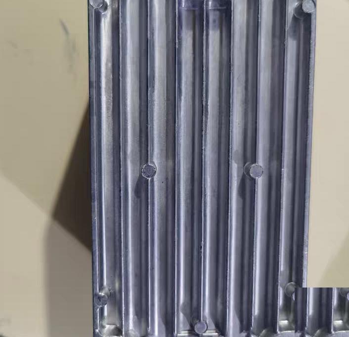 FR-E720-0 1K 200V 0 1KW 1