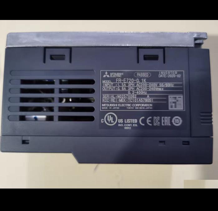 FR-E720-0 1K 200V 0 1KW 1