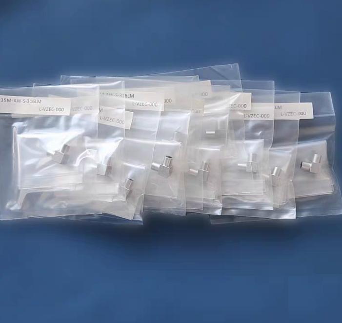 FUJIKIN UJL-6 35M-AW-S-316LM 10 Swagelok 316L VIM-VAR Micro-Fit® 90 1 4 in 6LV-4MW-9P