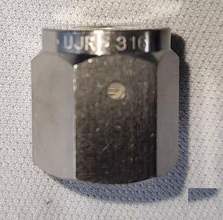 FUJIKIN UJR-6 35N 1 4 NUT F-NUT 199 Fujikin UJR-6 35N Auto Weld Union Long Nut 316 SS 1 4 FVCR