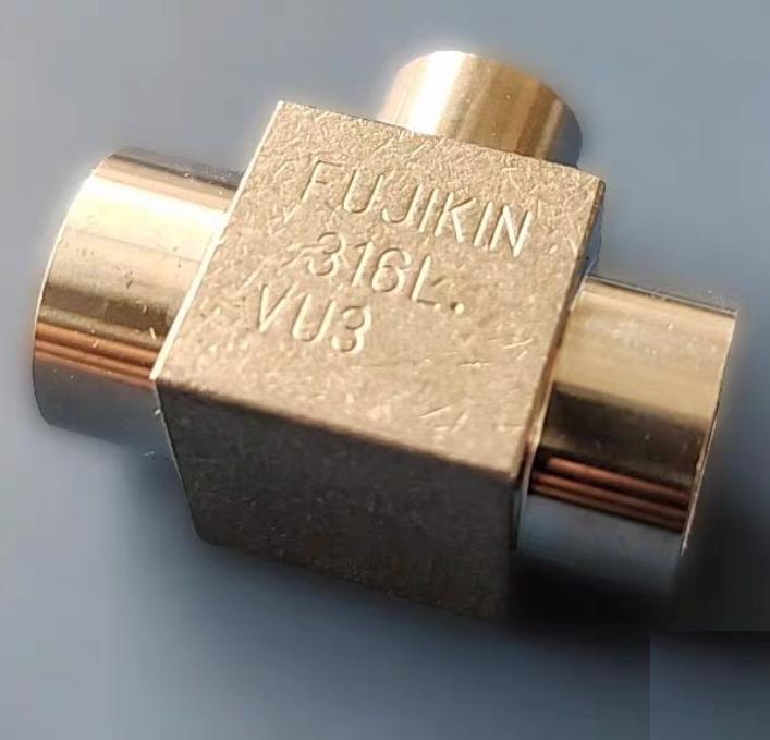 FUJIKIN UJT-12 7M 6 35M-AW FUJIKIN UJT-12 7M 6 35M-AW-S 2 FUJIKIN UJT-12 7M 9 52M-AW-S 2 FUJIKIN UJT-9 52M 6 35M-AW-S 2 FUJIKIN UJX-6 35M-AW-S 1