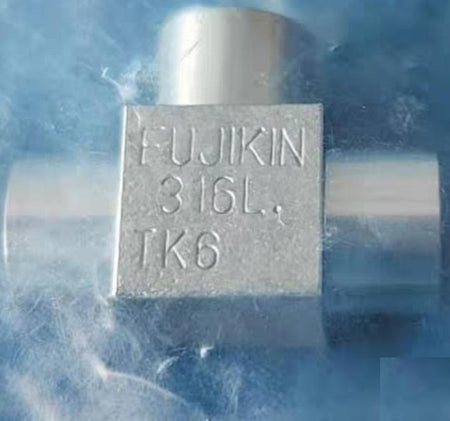 FUJIKIN UJT-9 52-AW-S 5 Swagelok316L VIM-VAR Micro-Fit® 3 8 in 6LV-6MW-3 611 85