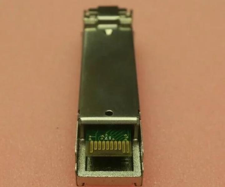 FTLF8524P2BNV-E5 019-078-032 850nm