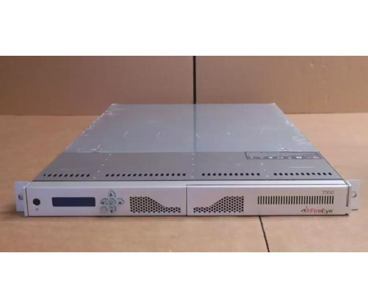 CSE-815 H8DGU-F 3-Bay 64GB