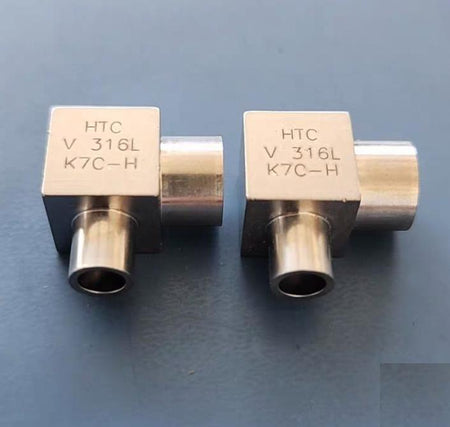 Fujikin UJL-9 52M 6 35M-AW-S 9 HTC K7C-H 2 Swagelok316L VIM-VAR Micro-Fit® 3 8 in x 1 4 in 6LV-6MW-9-4 615 27