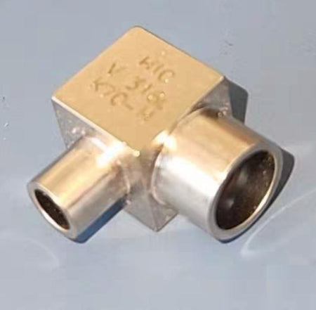 Fujikin UJL-9 52M 6 35M-AW-S 9 HTC K7C-H 2 Swagelok316L VIM-VAR Micro-Fit® 3 8 in x 1 4 in 6LV-6MW-9-4 615 27