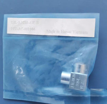 Fujikin UJL-9 52M 6 35M-AW-S 9 HTC K7C-H 2 Swagelok316L VIM-VAR Micro-Fit® 3 8 in x 1 4 in 6LV-6MW-9-4 615 27
