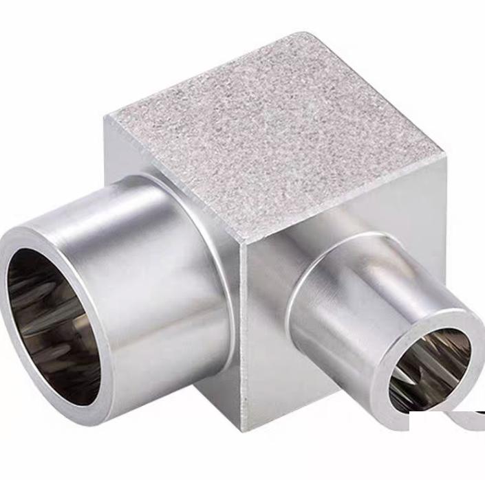 Fujikin UJL-9 52M 6 35M-AW-S 9 HTC K7C-H 2 Swagelok316L VIM-VAR Micro-Fit® 3 8 in x 1 4 in 6LV-6MW-9-4 615 27