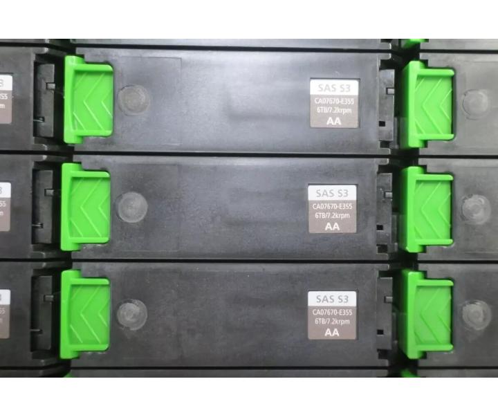 HD-DE 60-Bay 180TB 2xIOM12G 2xFEM12G
