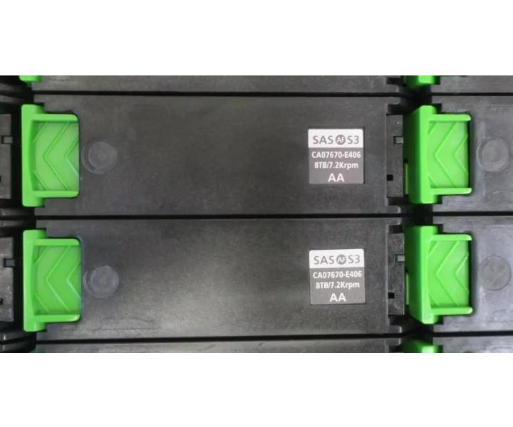 HD-DE 60-Bay 480TB 2xIOM12G 2xFEM12G