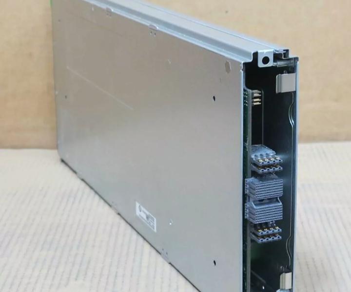4-Core BX920 E5530 4GHz 48GB 300GB