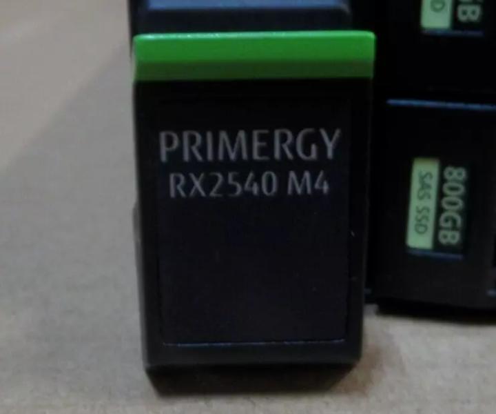 RX2540 768GB 800GB