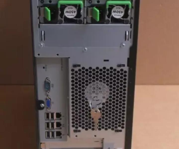 Quad-Core E3-1270v5 TX1330 32GB