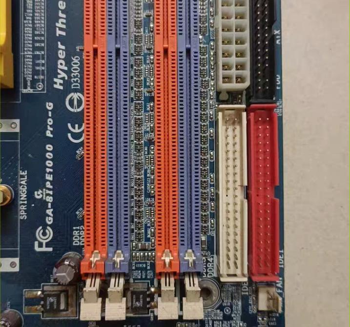 GA-8IPE1000 Pro-G REV 3 1
