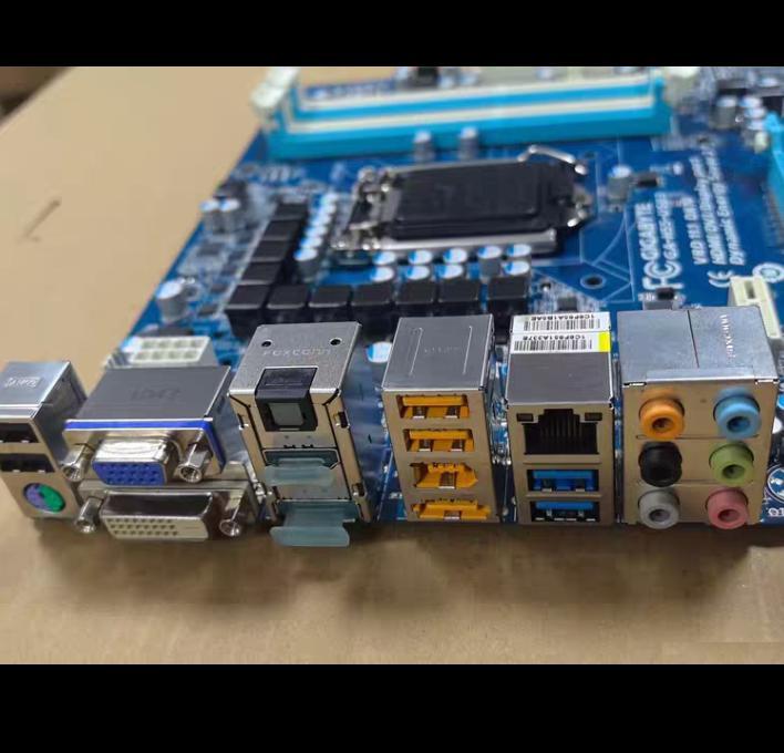 GA-H55-USB3 DDR3 Intel