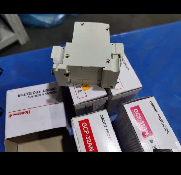 GCP-32AN 7A 20A 25A 30A 1 9 3 1