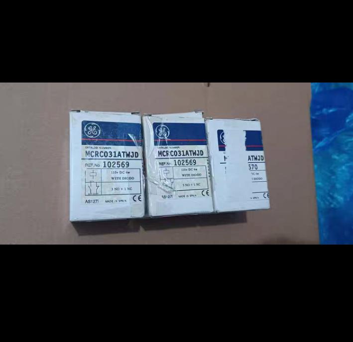 GE MCRC031ATWJ 2 MCRC040ATWJ 1 DC110V 200 N5-3