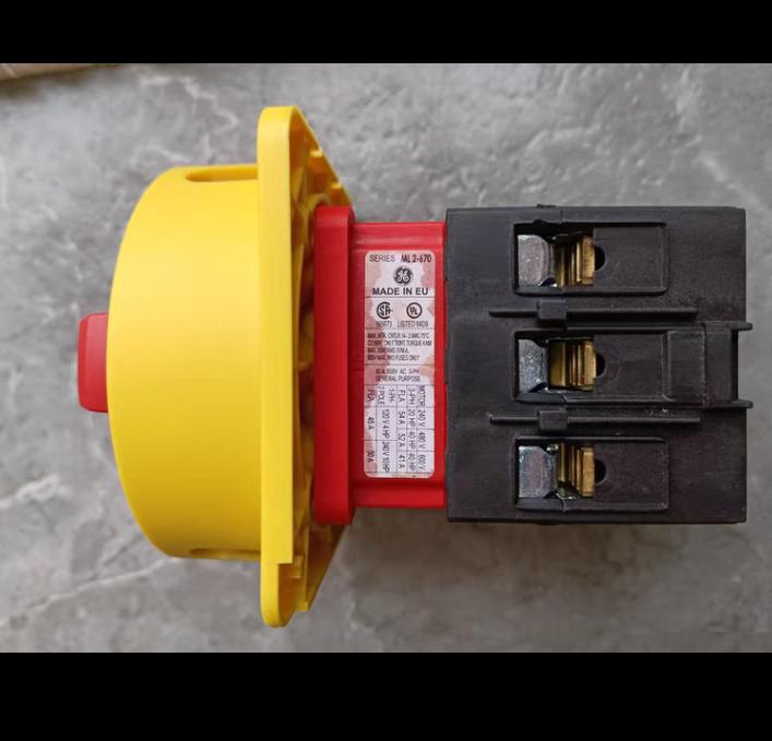 GE ML2-670 80A 690V 220