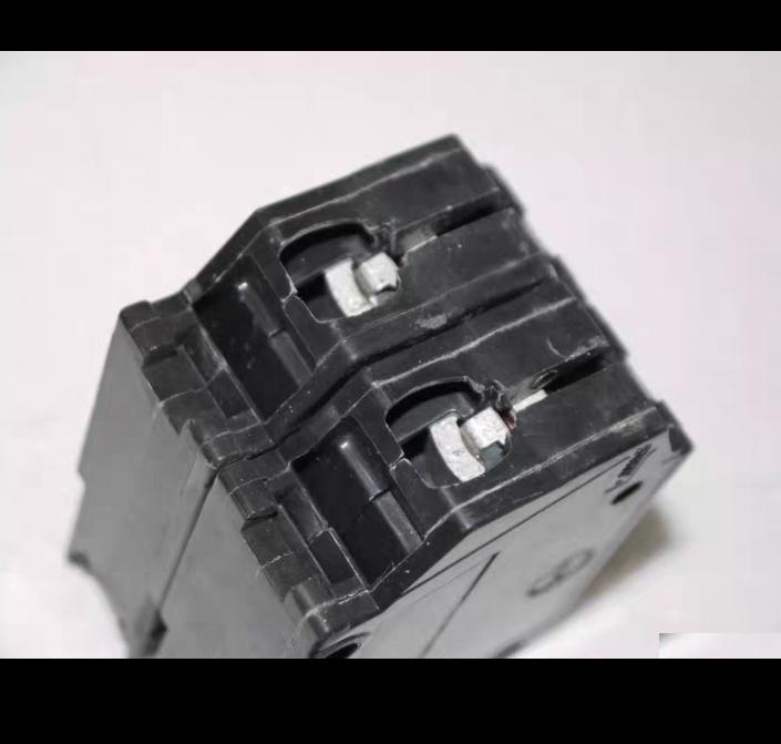 GE THQL2160 60 120 240VAC CH