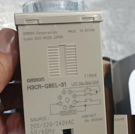H3CR-HRL 220V 3 24V 4 110V 1 8 100