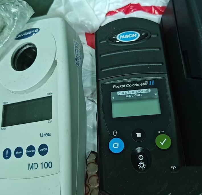 HACH 1900C POCKET COLORIMETER 2 lovibond MD100