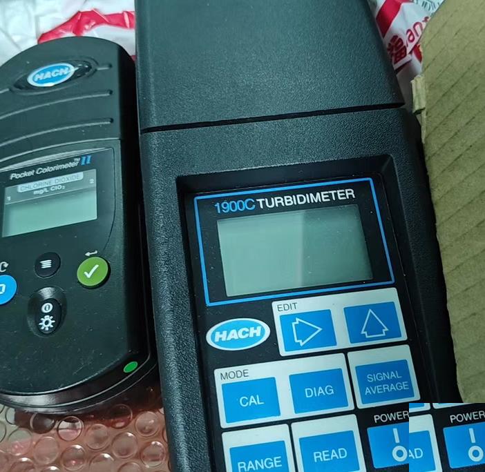 HACH 1900C POCKET COLORIMETER 2 lovibond MD100