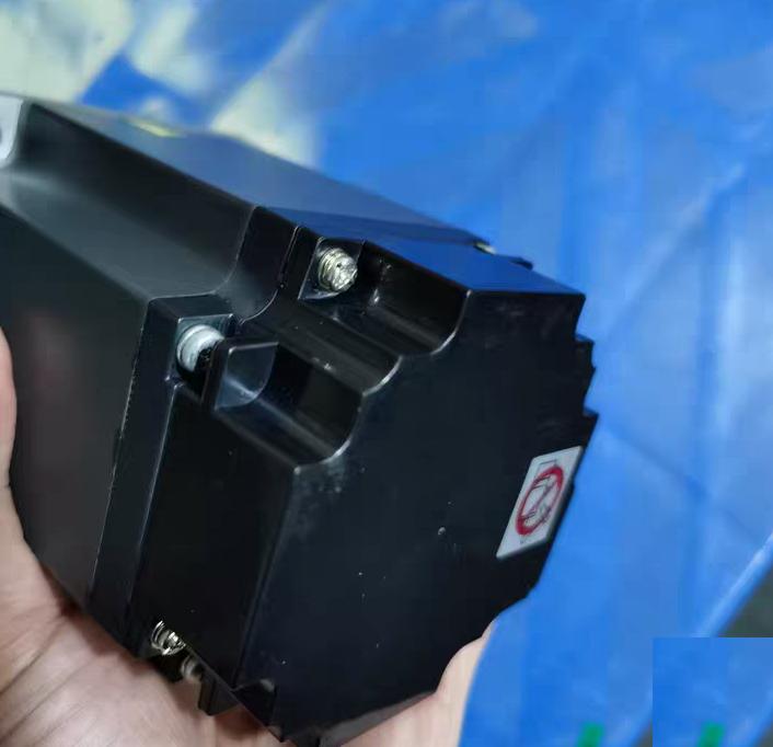 HG-KR73 3AC 100V 1 8A 2 8N m 3000rpm 1