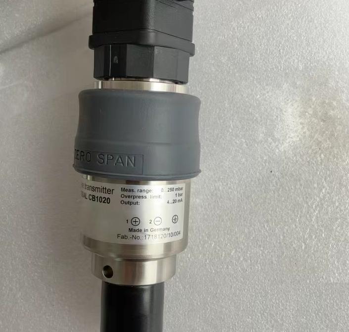 HOPPE COMPACT CB6010 0-6bar COMPACT CB6010 -1-3bar UNIVER SAL CB1020 1bar 4-20mA 6-30VDC Ｎ