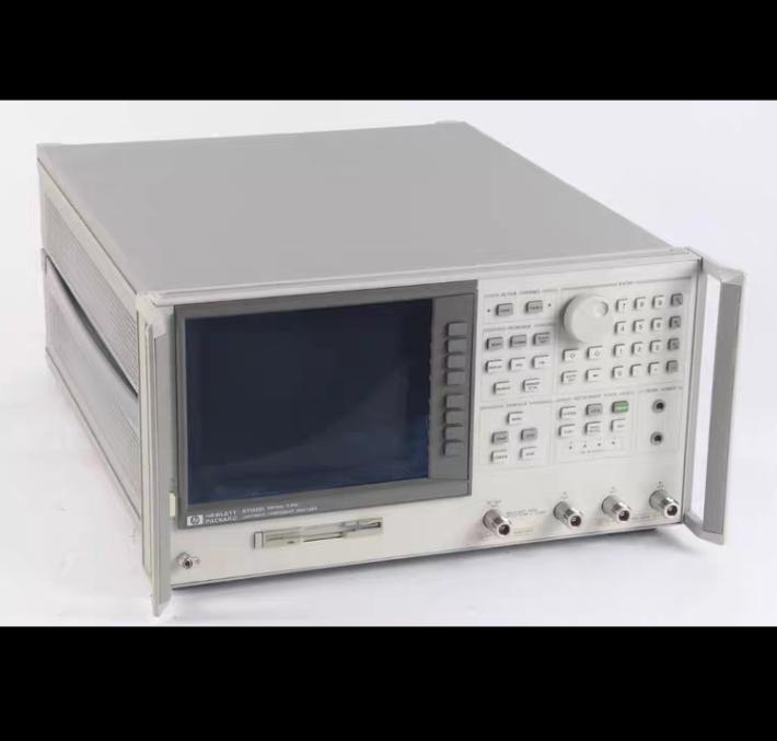 HP 8702D 30KHz-3GHz 011