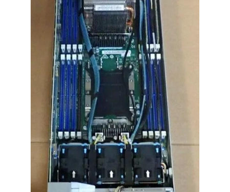 24-Bay HF20 Q8H72A 44TB