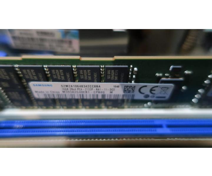 E5-2667v3 8-Core 8-Bay DL380 Gen9 20GHz 192GB 400GB