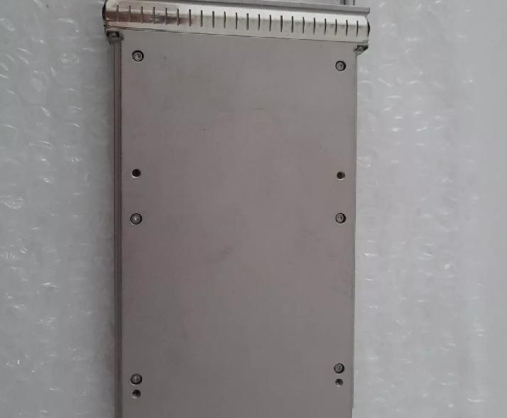 FTLC1182RDNA-HW 100G 4X25 10KM