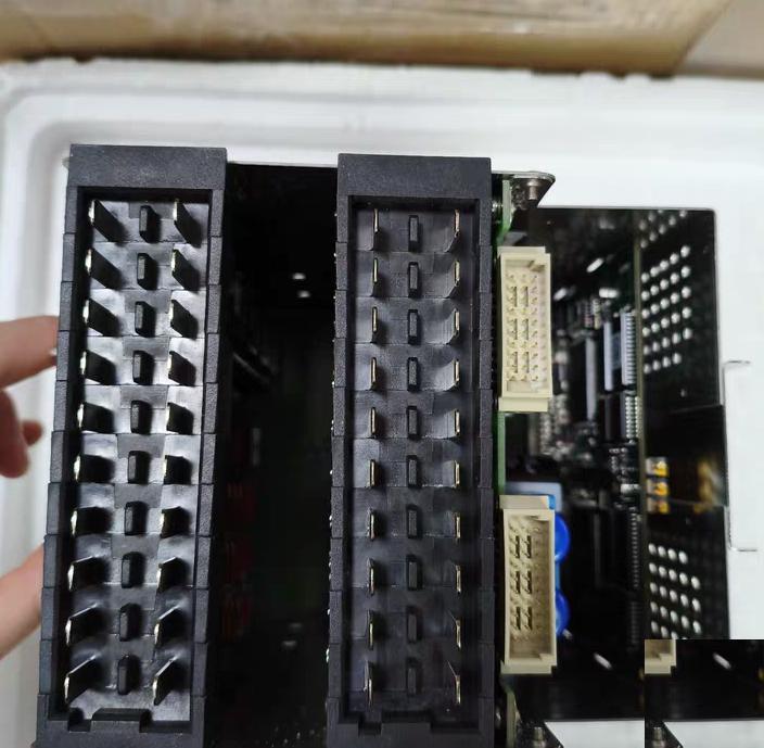 HYUNDAI SYMAP-F1 F1-AOC0-B RS232