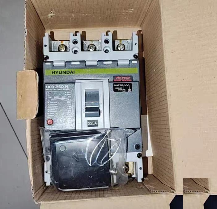 HYUNDAI UCB 250 H 225A AC 690V