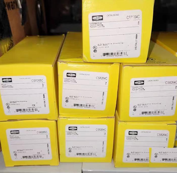 Hubbell CS8264C CS8265C 8264 8 8265 2 CS8265C 1100RMBCS8264C 1140RMB Locking Devices Twist-Lock® Industrial Female Connector Body 50A 250V 2-Pole 3-Wire Grounding Non-NEMA Screw Terminal Black and White