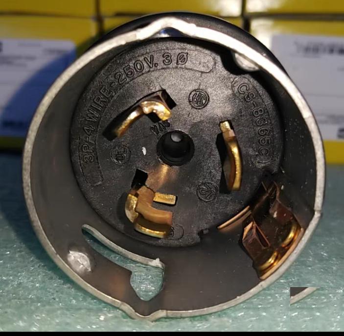 Hubbell CS8365C 50A 250VAC 10 Brand Hubbell Wiring Device-KellemsCatalog ID CS8365CLocking Devices Twist-Lock® Industrial Male Plug 50A 3-Phase Delta 250V AC 3-Pole 4-Wire Grounding Non- NEMA Screw Terminal Black and White