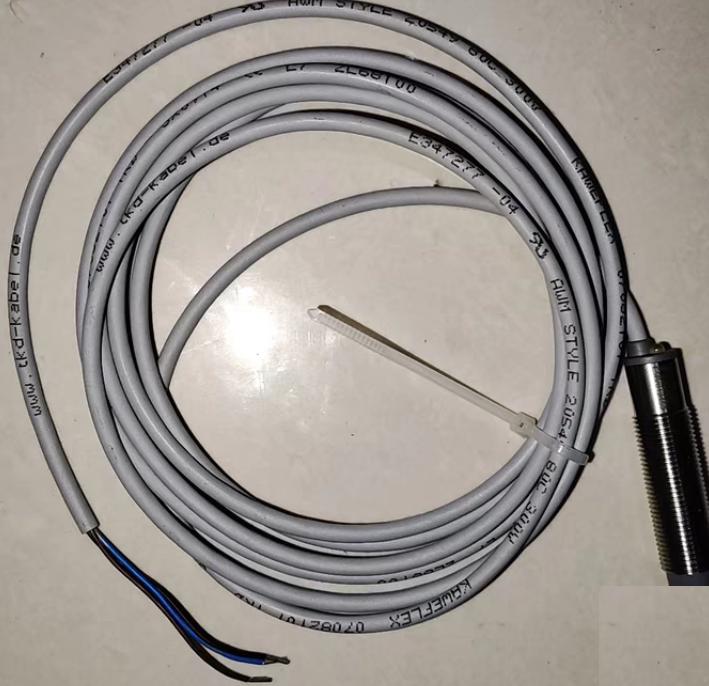 IAS-10-A22-S102400
