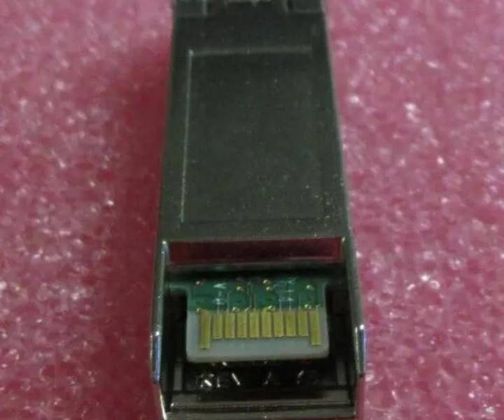 FTLF8528P2BCV-IK 850nm 150m 8Gbps 78P1660 31P1630