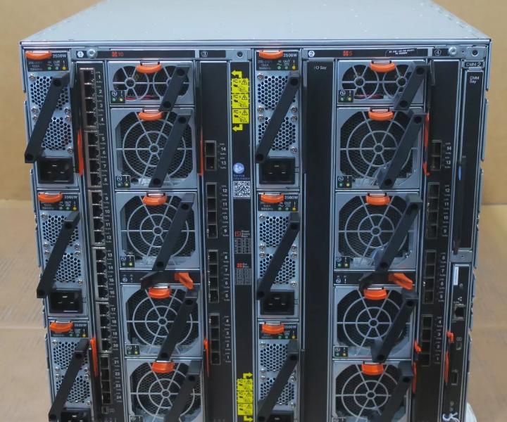 14-Slot 8721-HC1 x240