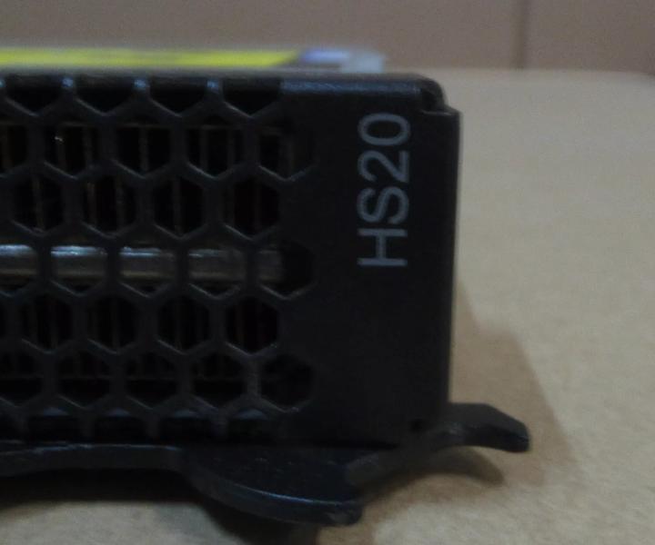 8843-ZYP HS20 SL8RW 8GHz 512MB