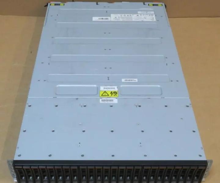2076-524 V7000 40TB