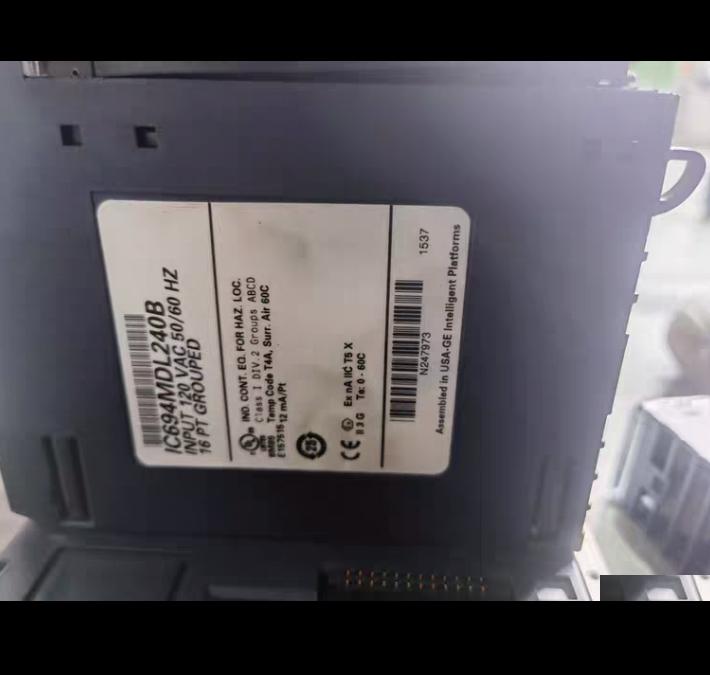 IC694MDL240B