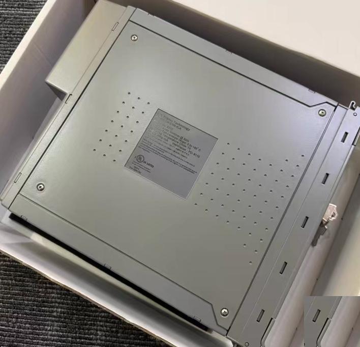 ICS Triplex T8110B