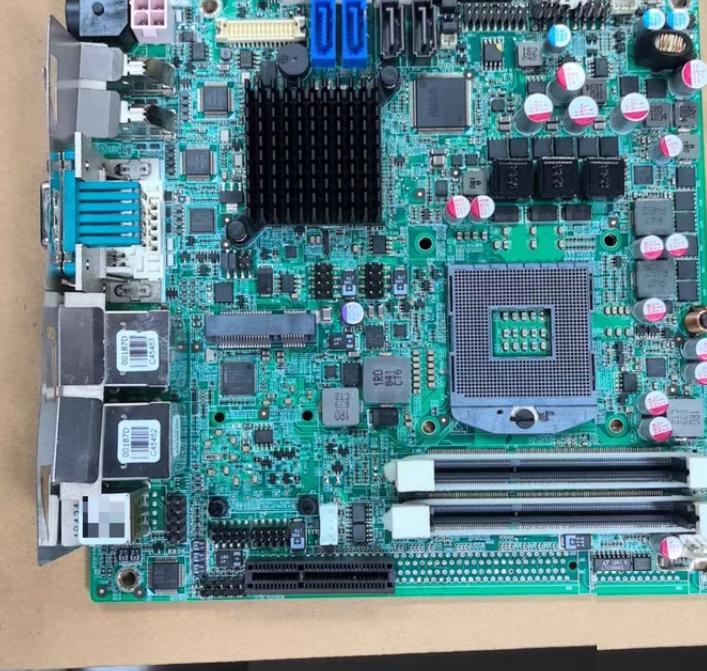 IEI KINO-QM770-R10 PCI-E