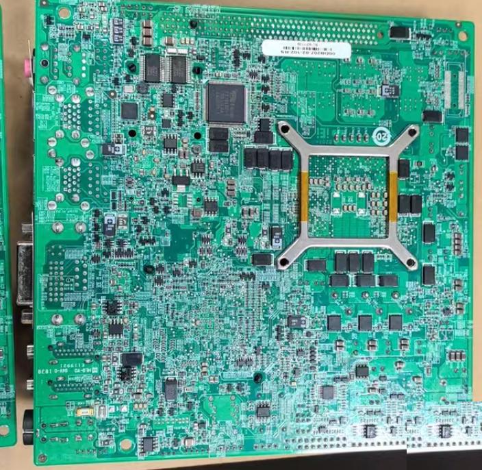 IEI KINO-QM770-R10 PCI-E