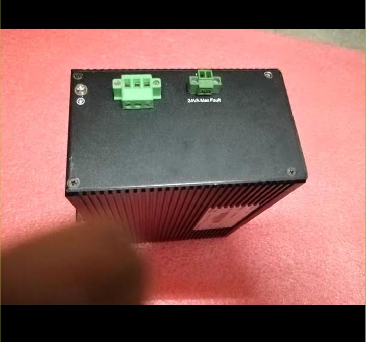 IEP1008B-4S-HV      ONU   15W
