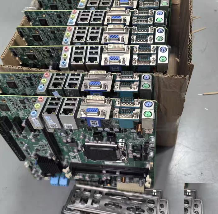 IMB-H610B-R10-GWI 11 IEI microATX IMB-H610B-R10 H61 1155