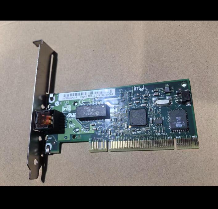 Intel PRO 100 S PILA8470C3BLK 9