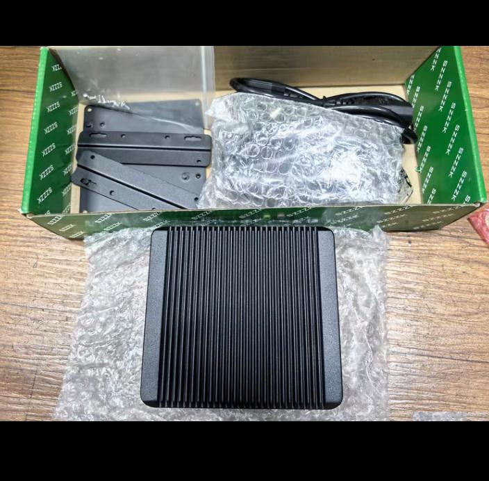 J1900 2 4G 5256G 4 USB j1900