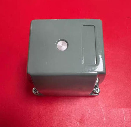 J925-764INT5C AC100V 200V
